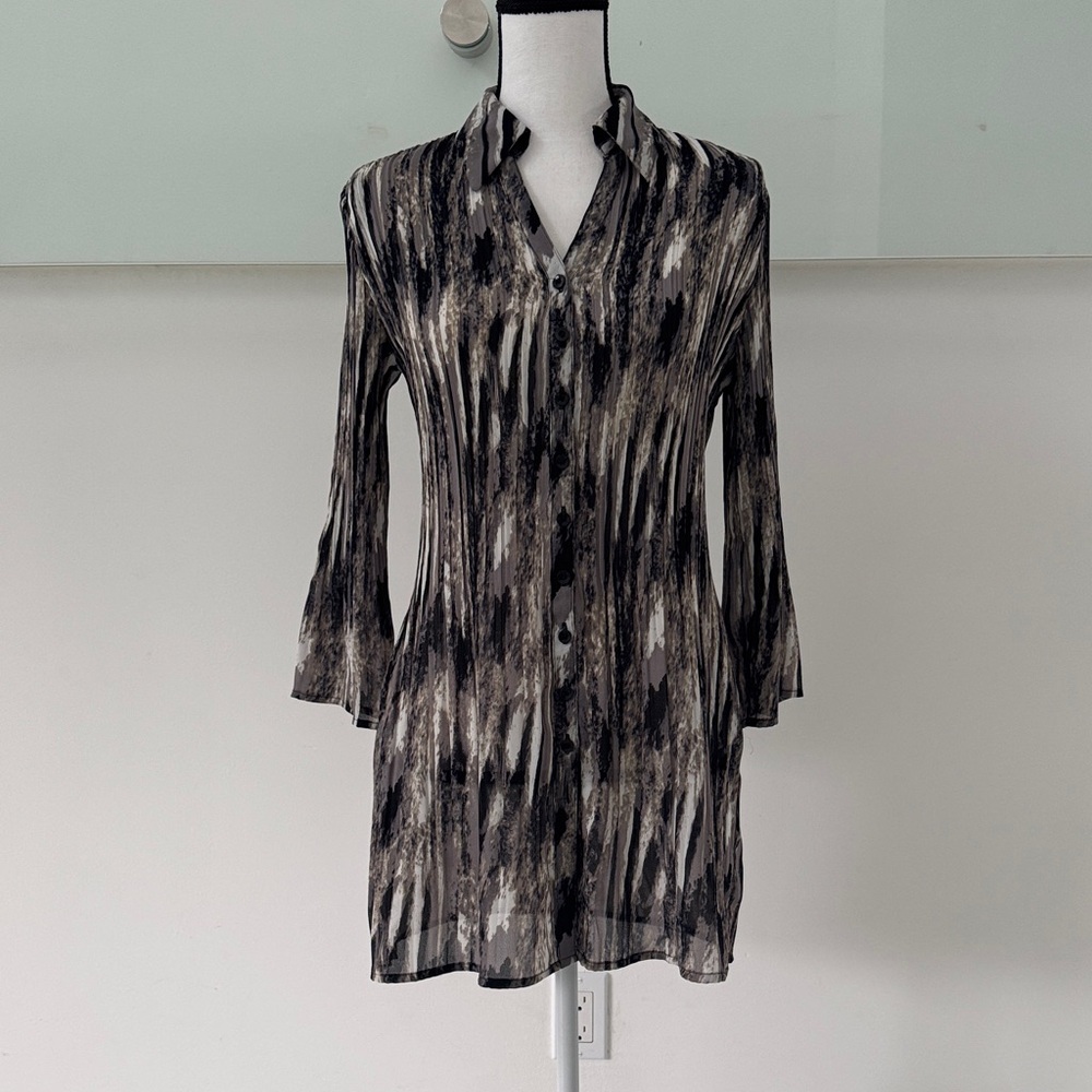 Alfani Gray Abstract Button-Up Dress – Size 6 – Long Sleeve V-Neck with Collar